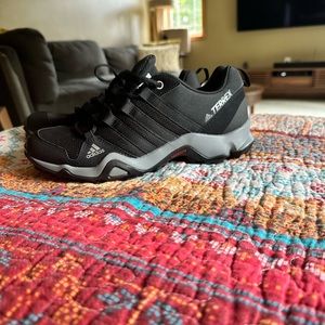 Adidas Men’s Terrex hiking shoes - never worn !
